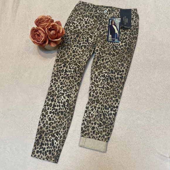 Sound/Style Pants - SOUND/STYLE NWT Size 6 Jessie Best Jegging Ankle Animal Print Stretchy Pants